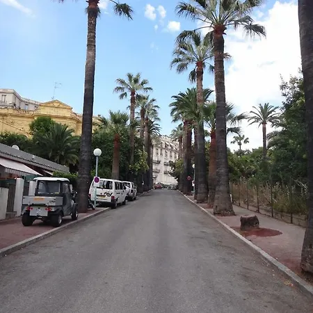 Apartment Les Orangers Menton